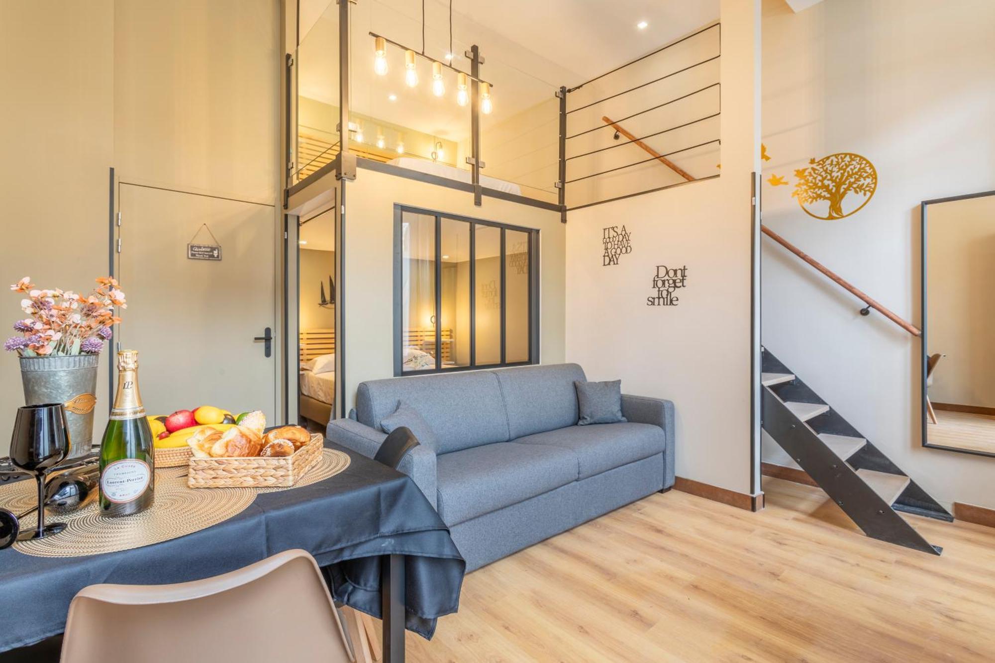 Adira Marseille Montgrand 2 Etoiles Leilighet Eksteriør bilde